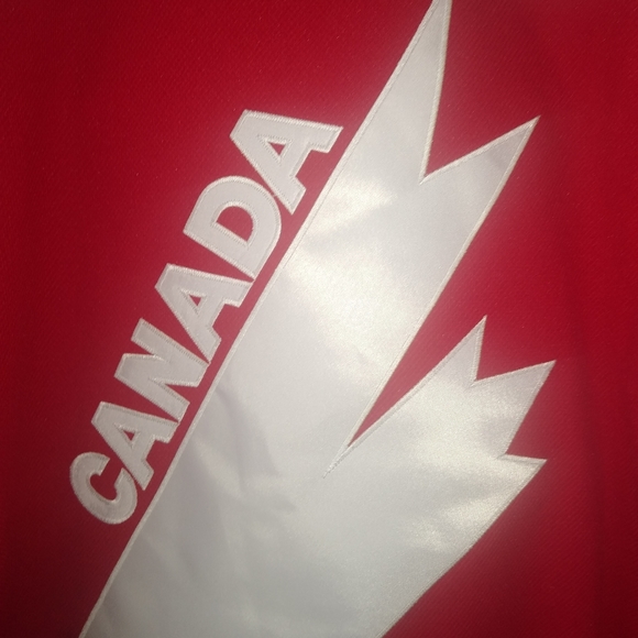 Wayne Gretzky #99 Retro Labatt Canada Cup Embroidered Hockey Jersey XL - Picture 4 of 7